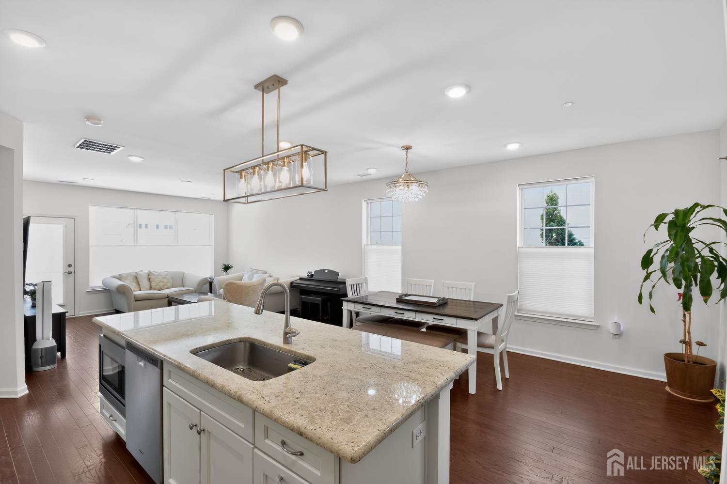 110 Grabowski, Sayreville, NJ, 08859