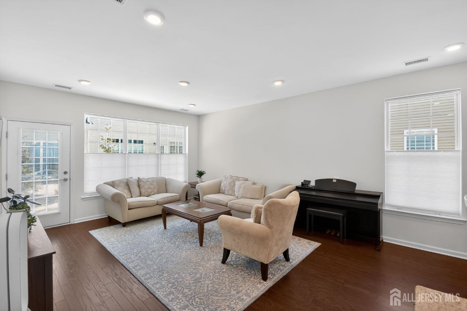 110 Grabowski, Sayreville, NJ, 08859