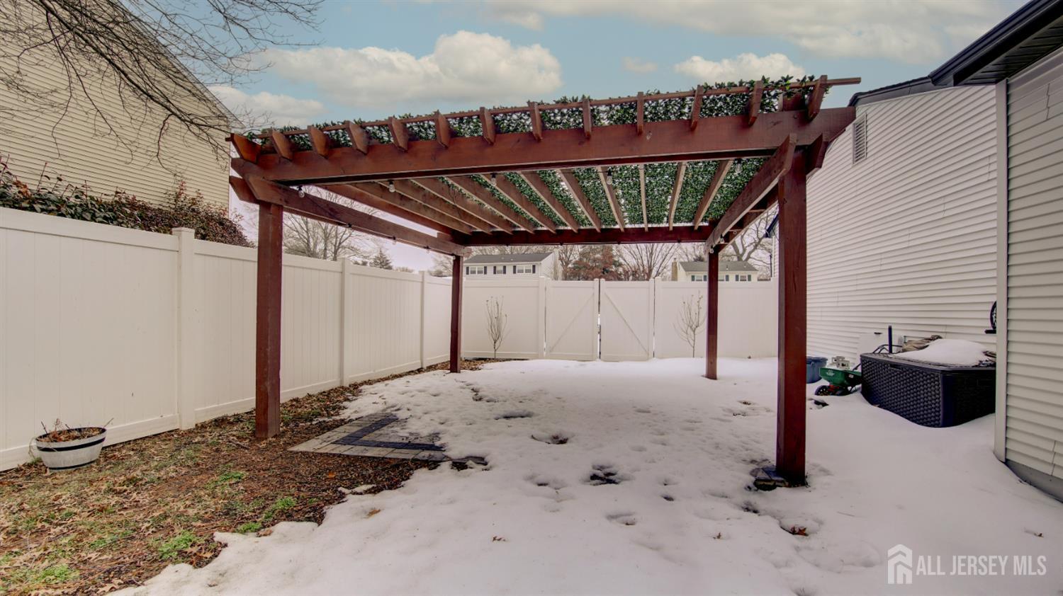 31 Wolfpack, Hamilton, NJ, 08619