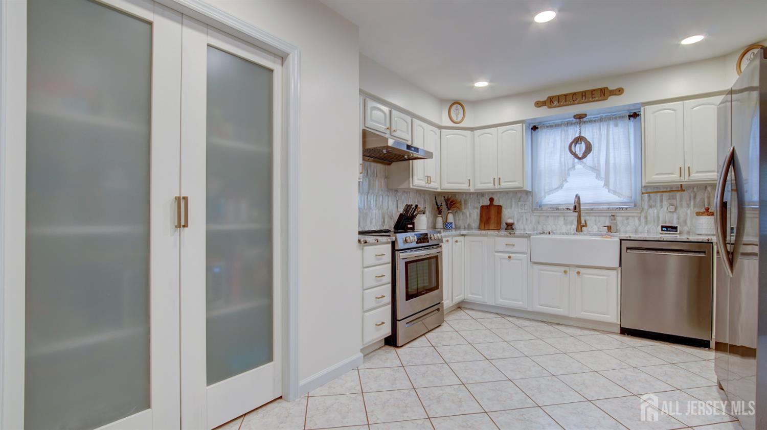 31 Wolfpack, Hamilton, NJ, 08619