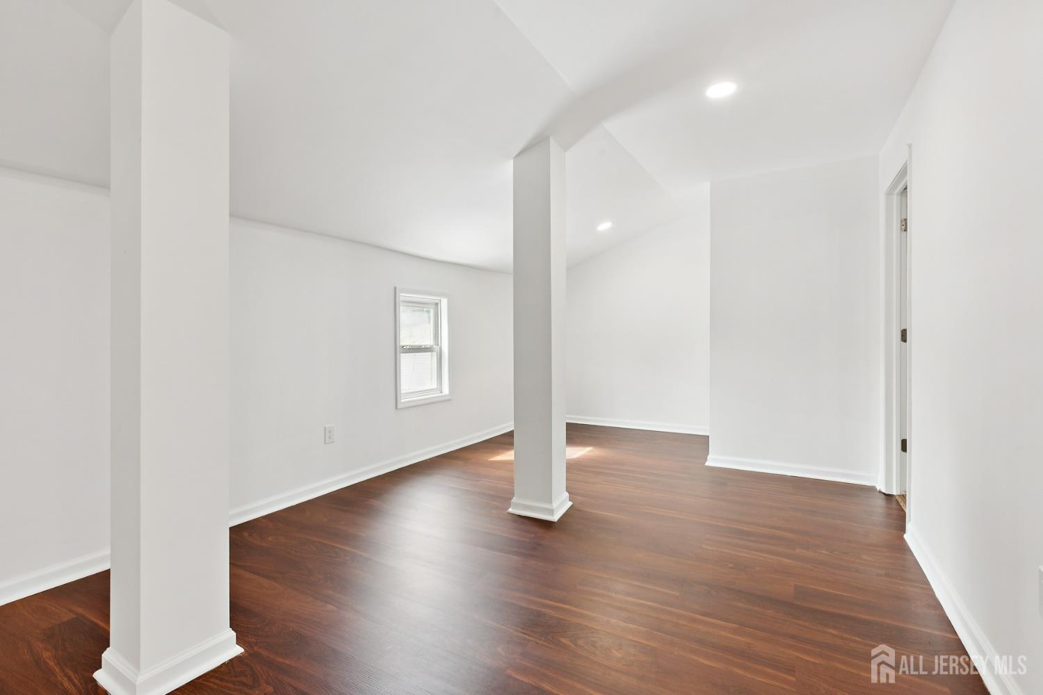 32 Glenville, Edison, NJ, 08817