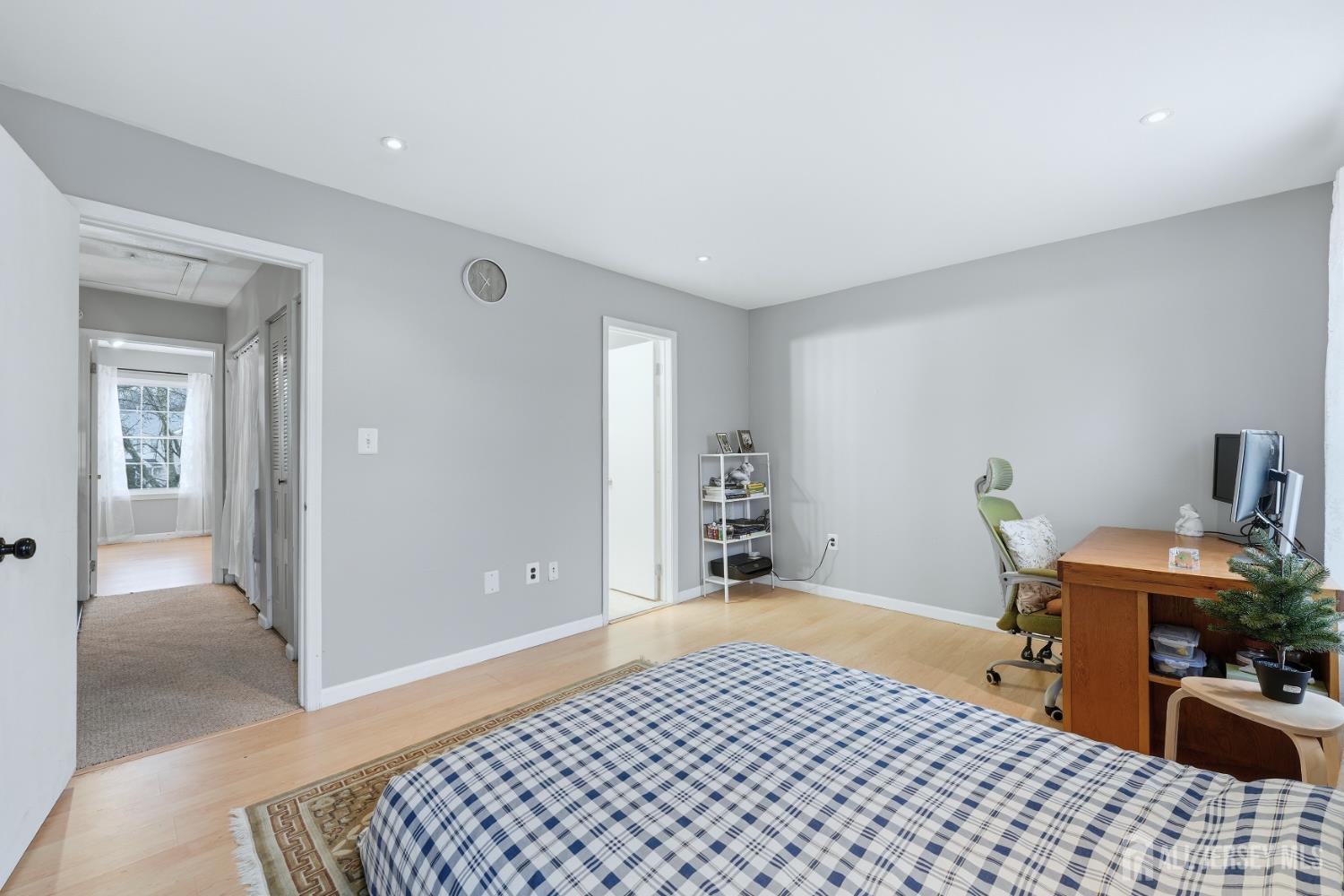 334 mcdowell, East Brunswick, NJ, 08816