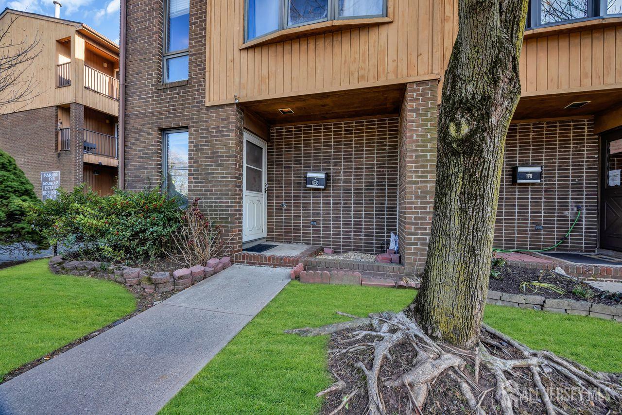108 Paul Robeson, New Brunswick, NJ, 08901