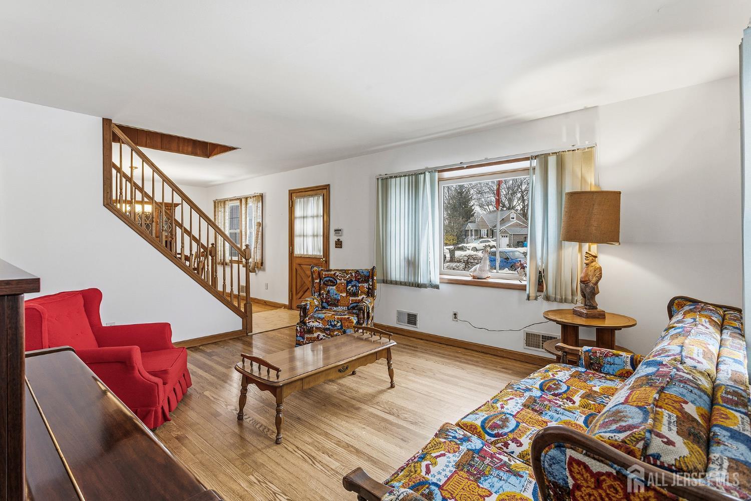 336 w crescent, South Plainfield, NJ, 07080