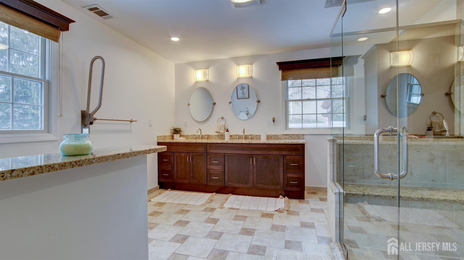 31 Wolfpack, Hamilton, NJ, 08619