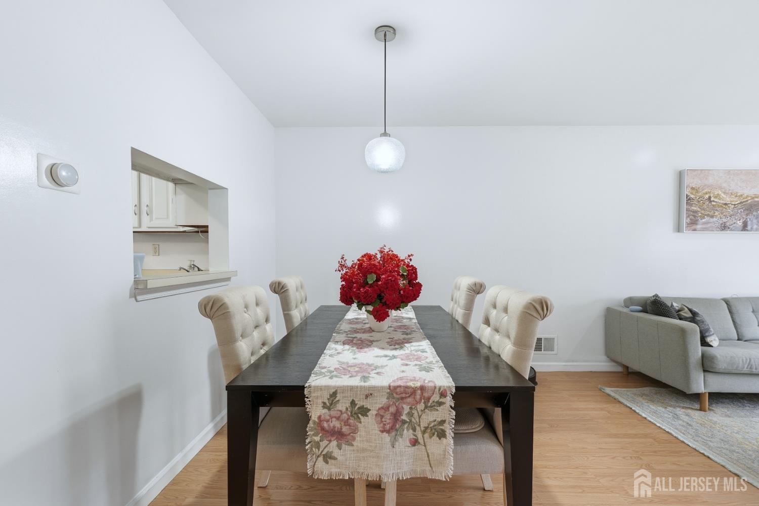334 mcdowell, East Brunswick, NJ, 08816