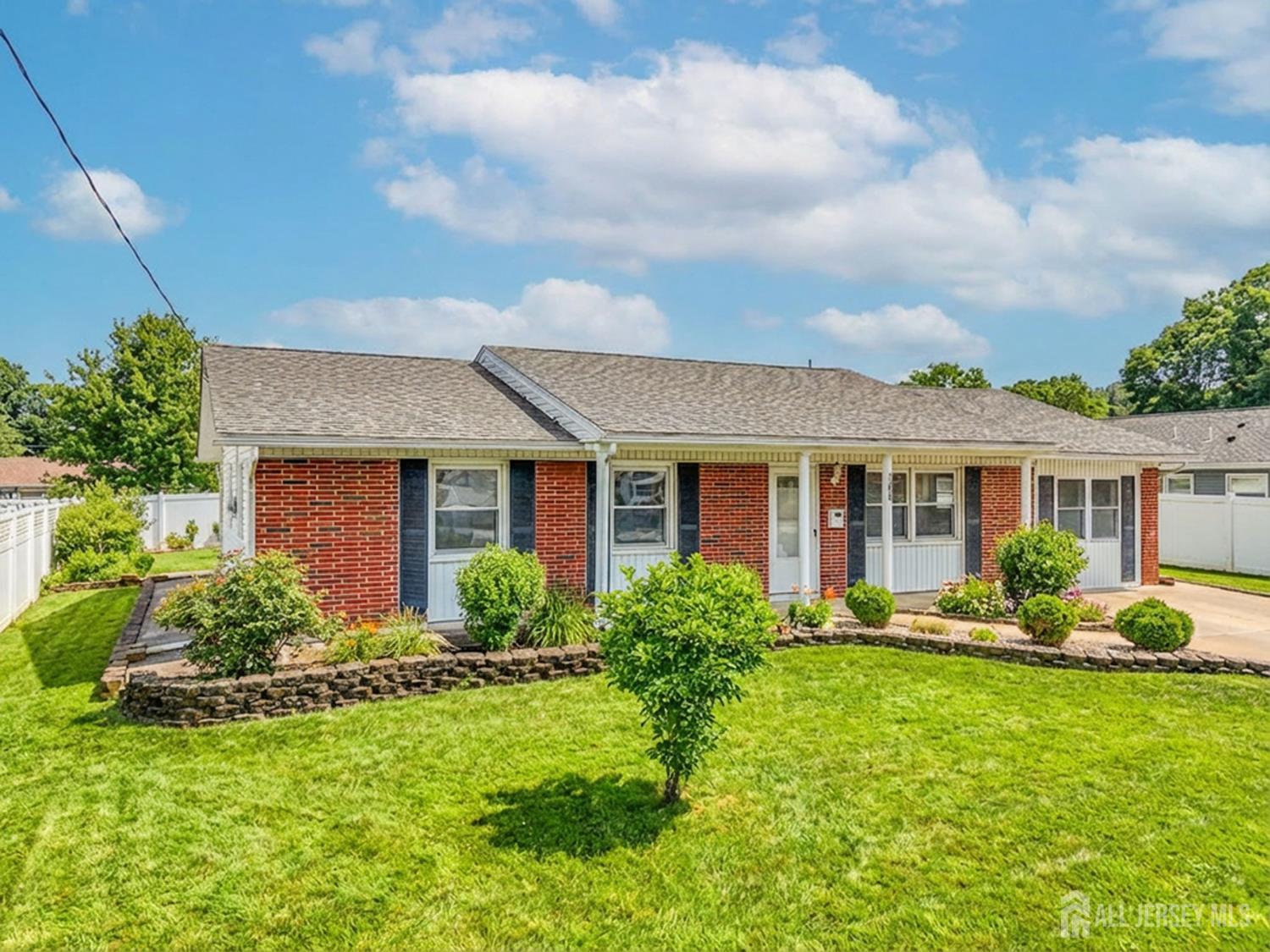 83 edward, Iselin, NJ, 08830