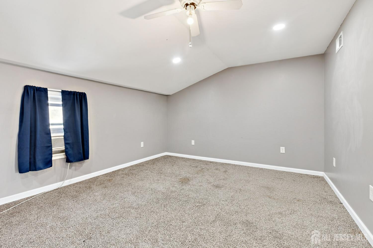 32 Glenville, Edison, NJ, 08817