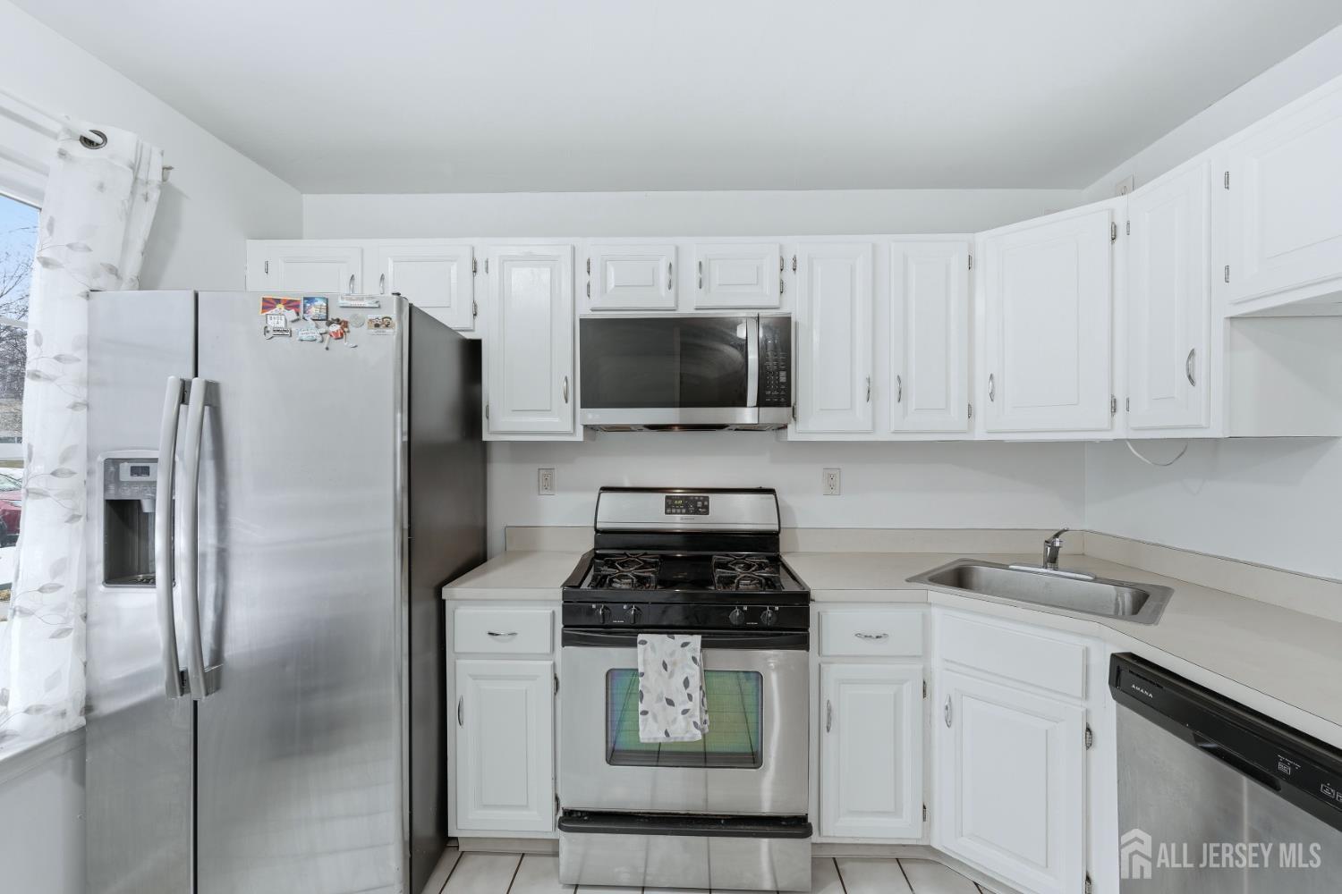 334 mcdowell, East Brunswick, NJ, 08816