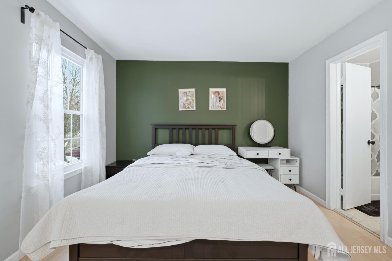 334 mcdowell, East Brunswick, NJ, 08816