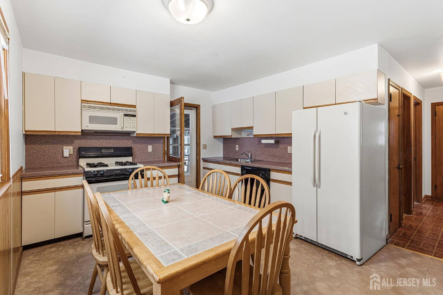 336 w crescent, South Plainfield, NJ, 07080