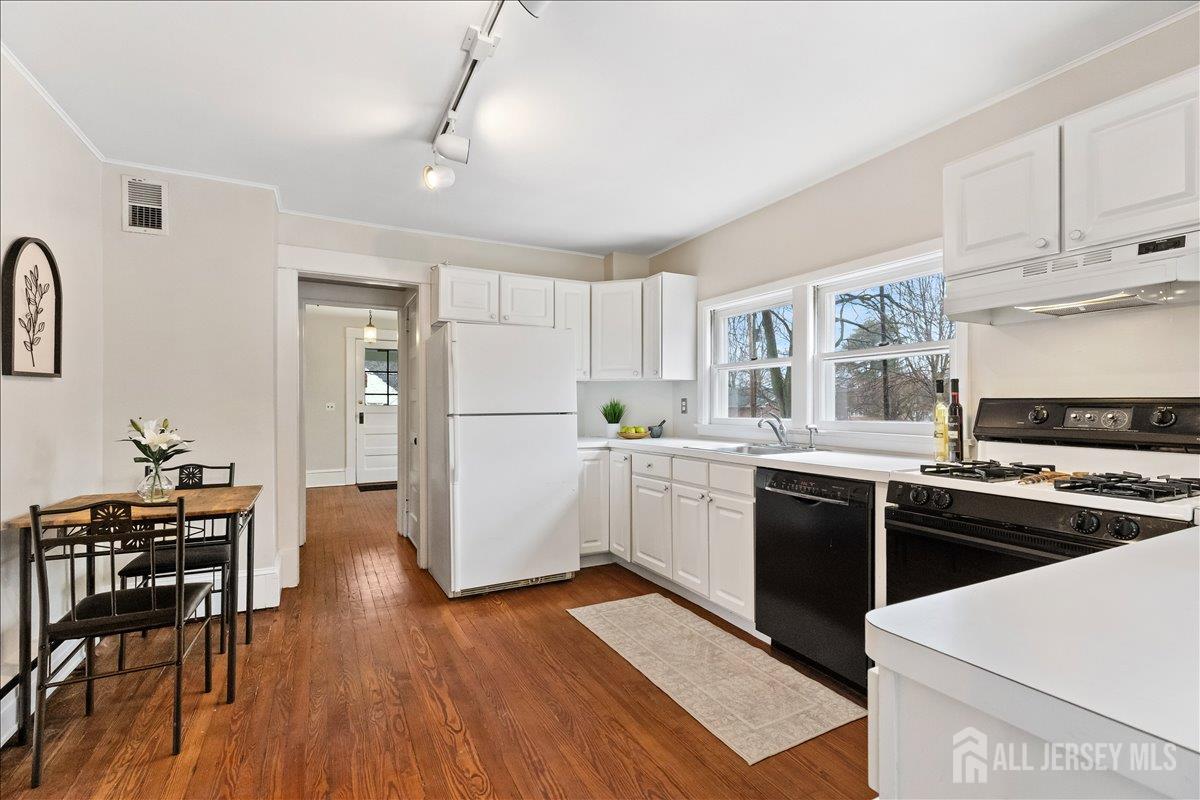 9 Prospect, Plainsboro, NJ, 08536