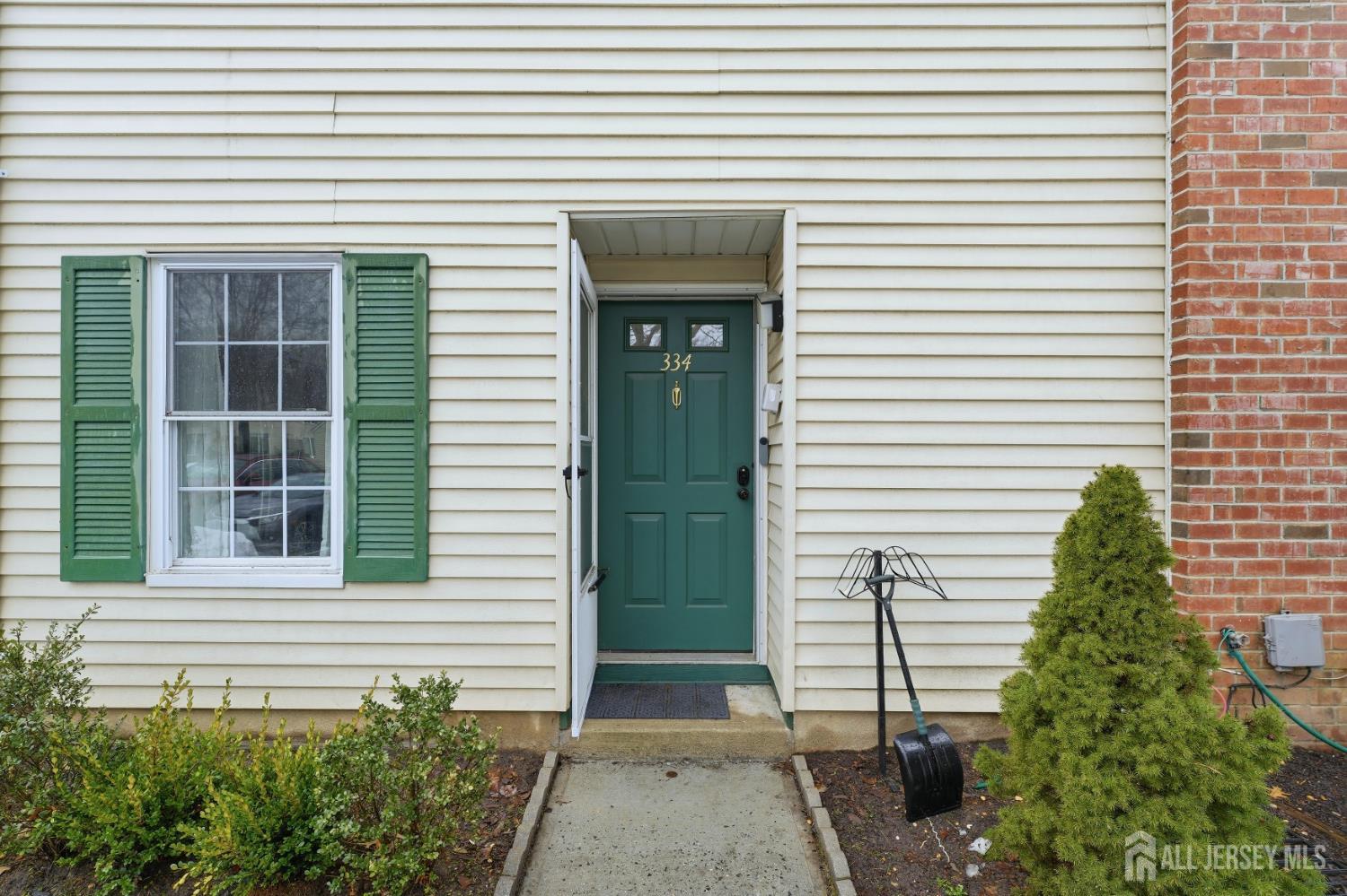334 mcdowell, East Brunswick, NJ, 08816