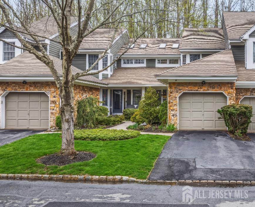 Homes for Sale in South Brunswick, NJ