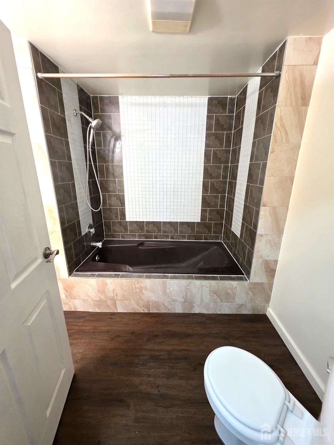 1648 Essex, Rahway, NJ, 07065