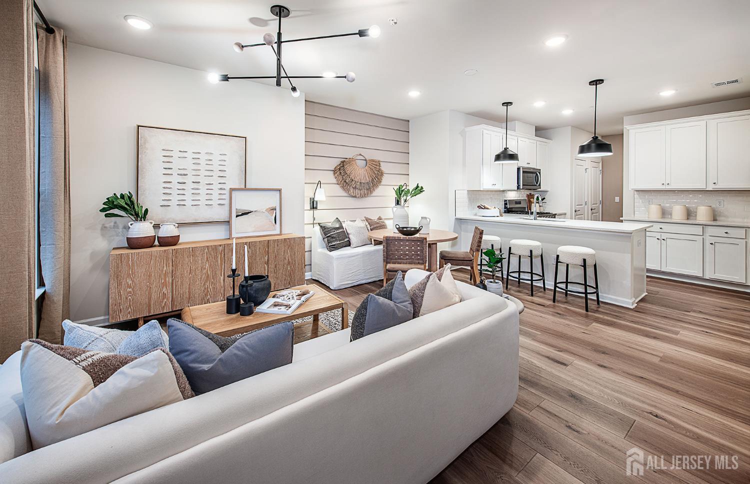 Homes for Sale in South Brunswick, NJ