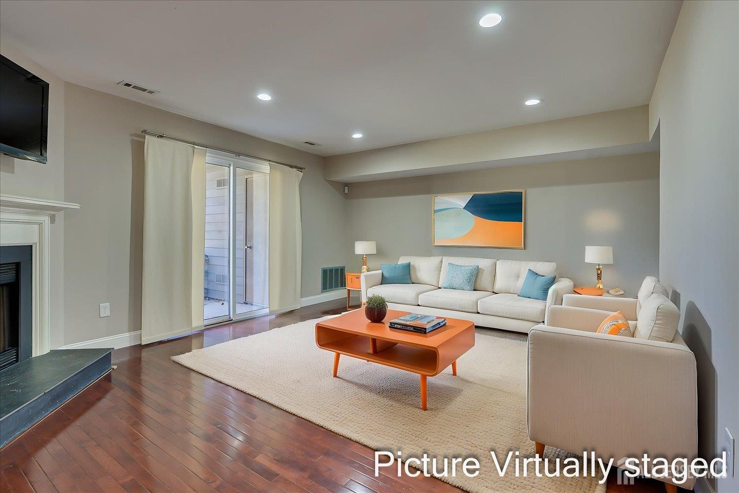 133 Oakmont, Edison, NJ, 08820