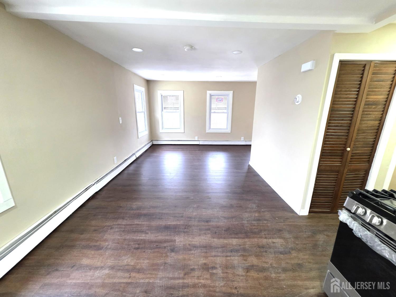 1648 Essex, Rahway, NJ, 07065