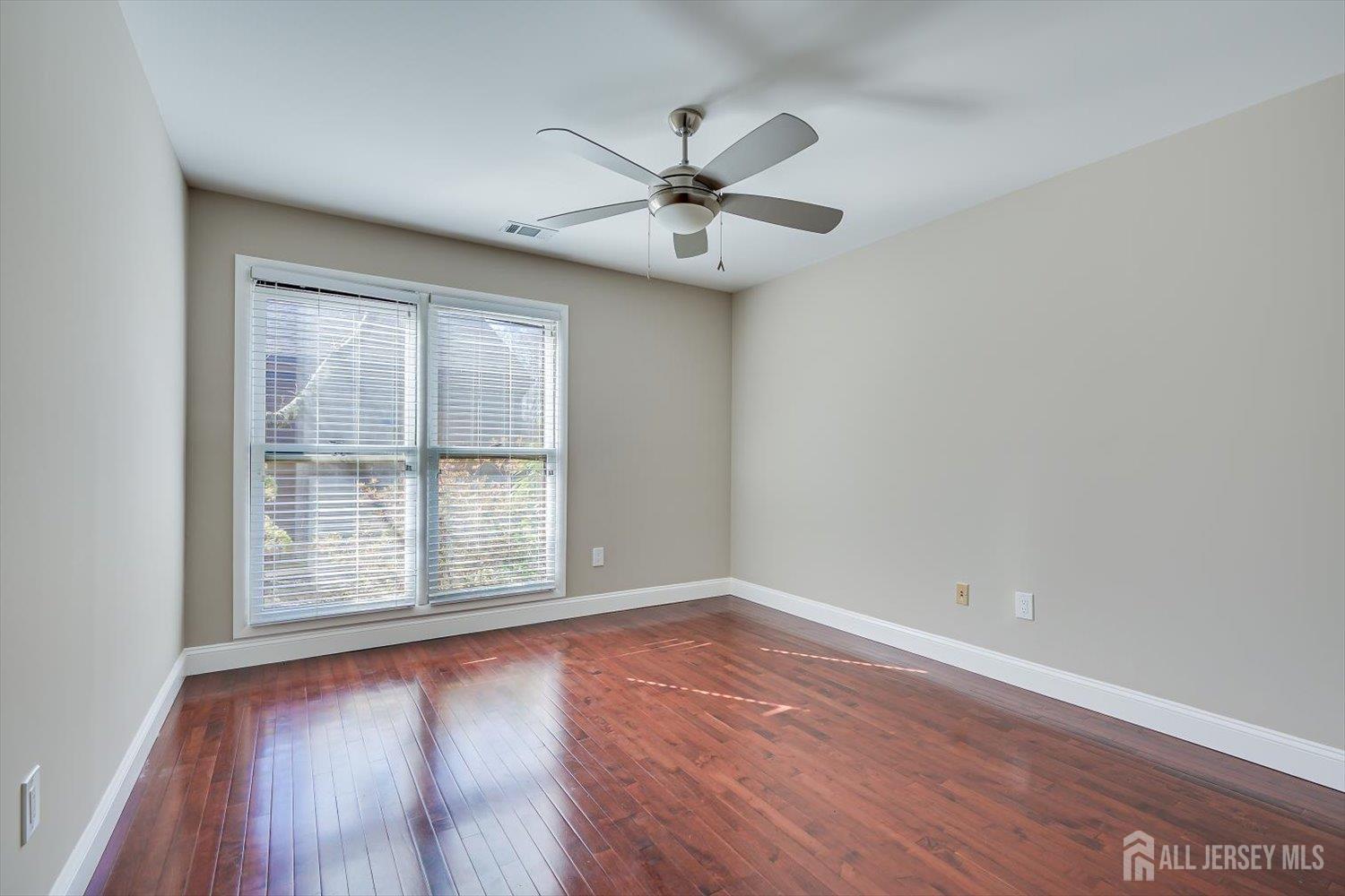 133 Oakmont, Edison, NJ, 08820