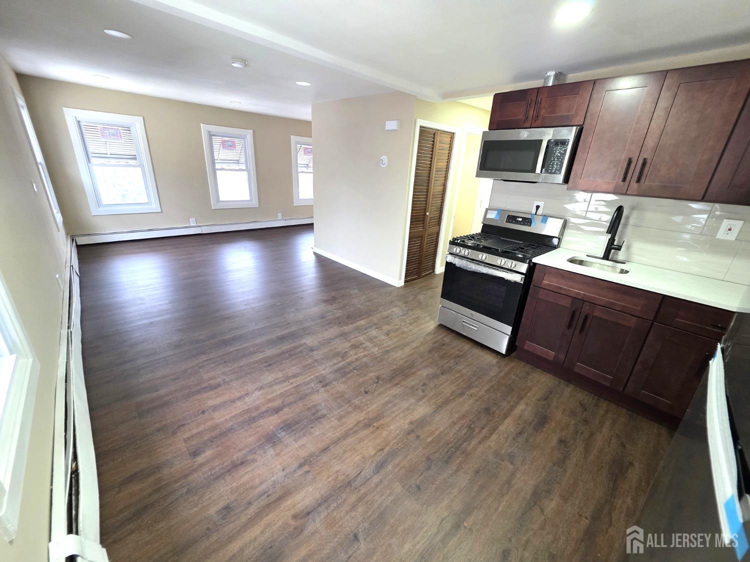 1648 Essex, Rahway, NJ, 07065