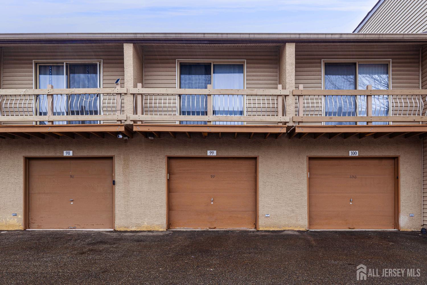 99 Kelly, Edison, NJ, 08820