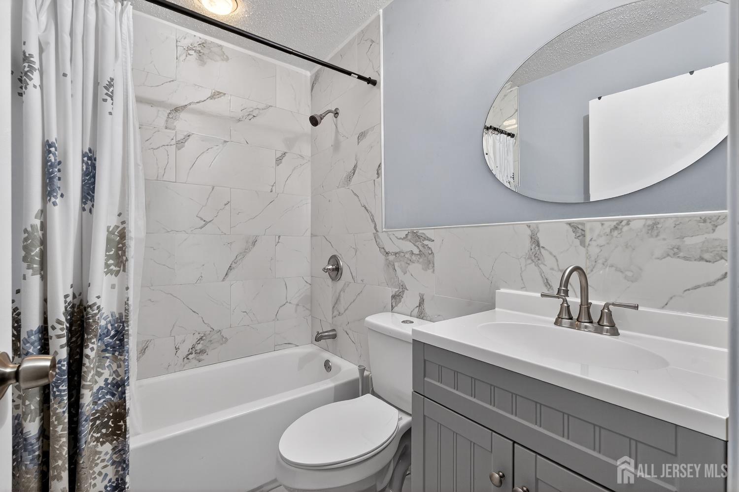 99 Kelly, Edison, NJ, 08820