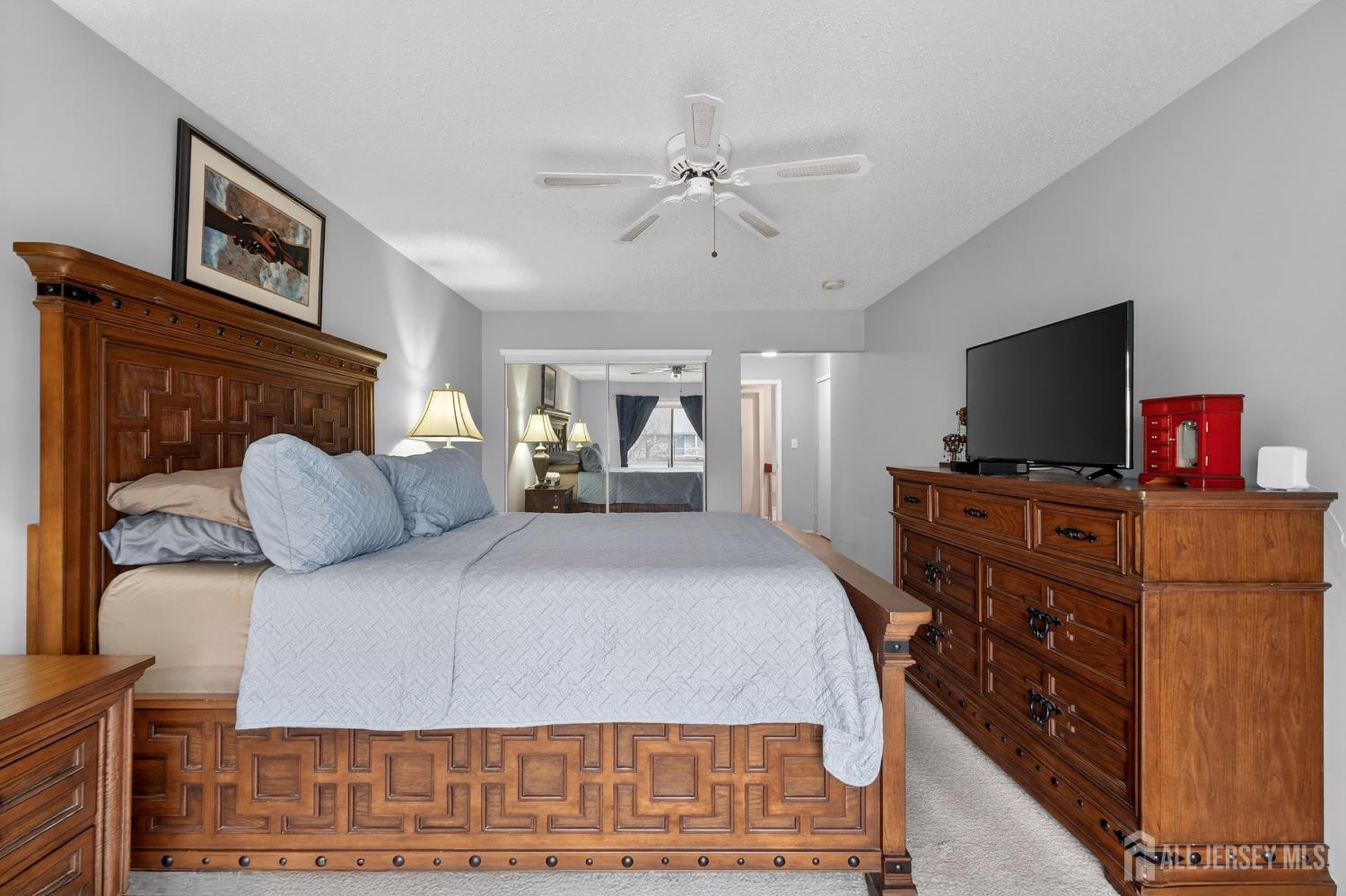 99 Kelly, Edison, NJ, 08820