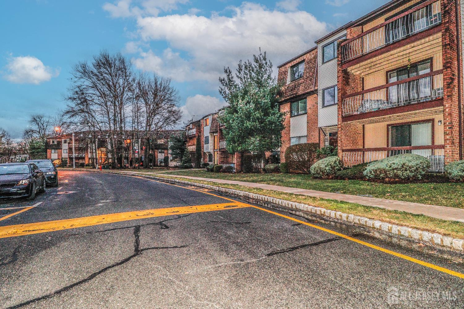 312 Edison Glen, Edison, NJ, 08837