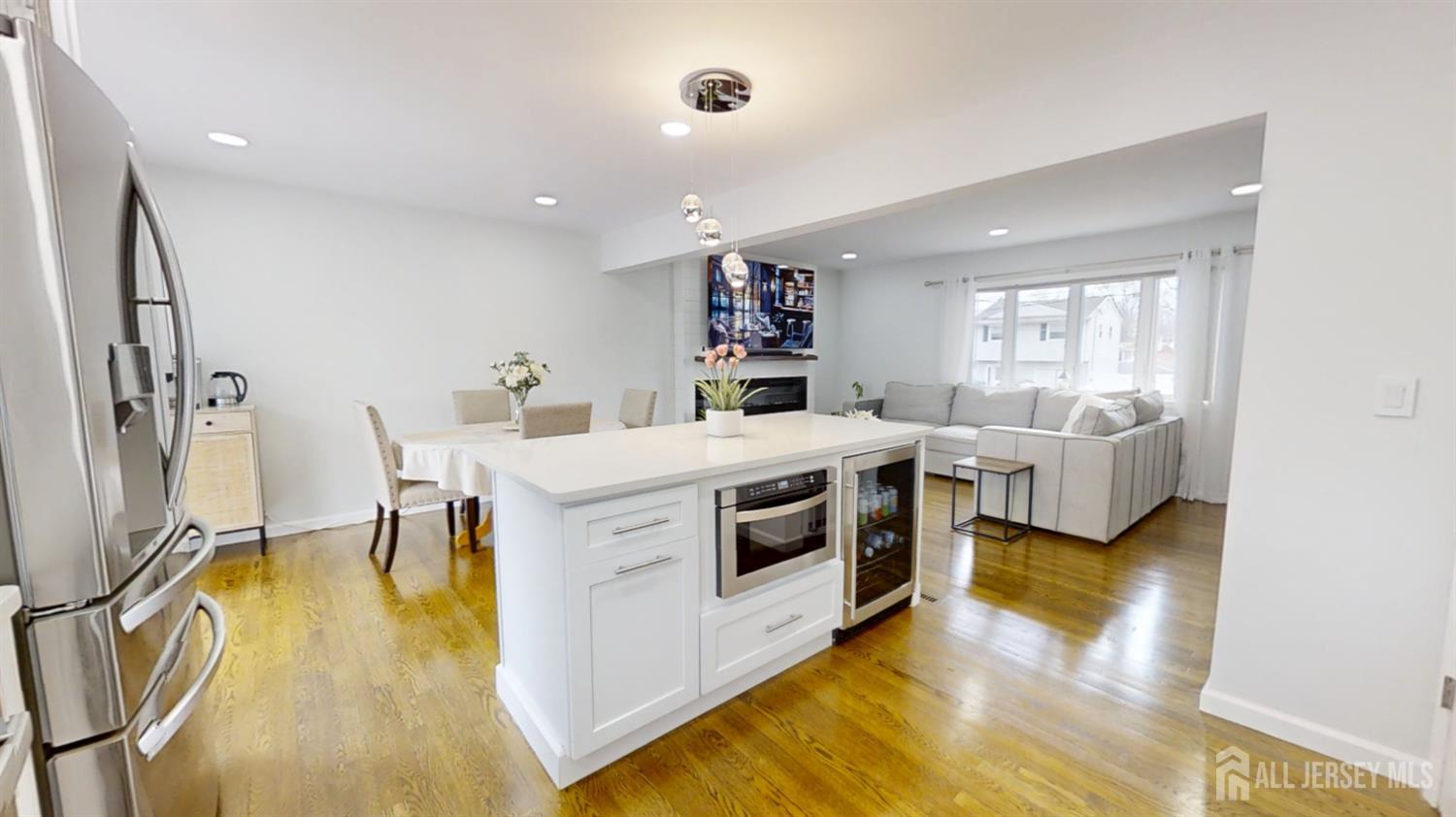 13 Moryan UNIT ., Edison, NJ, 08817