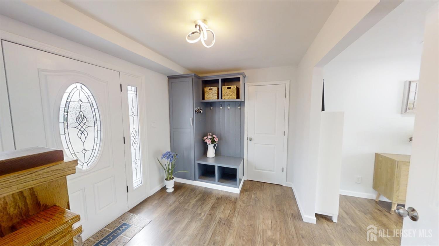 13 Moryan UNIT ., Edison, NJ, 08817