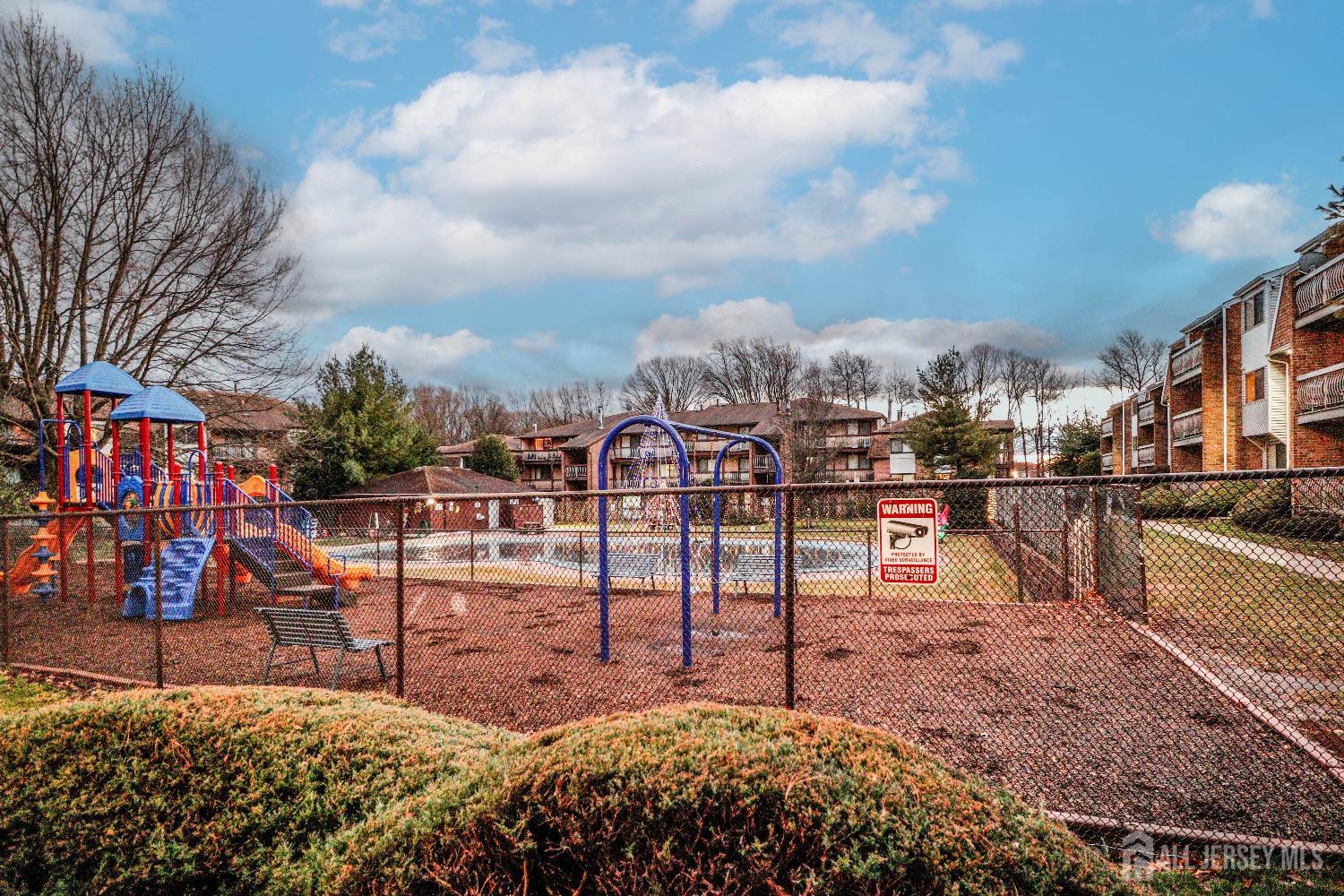 312 Edison Glen, Edison, NJ, 08837