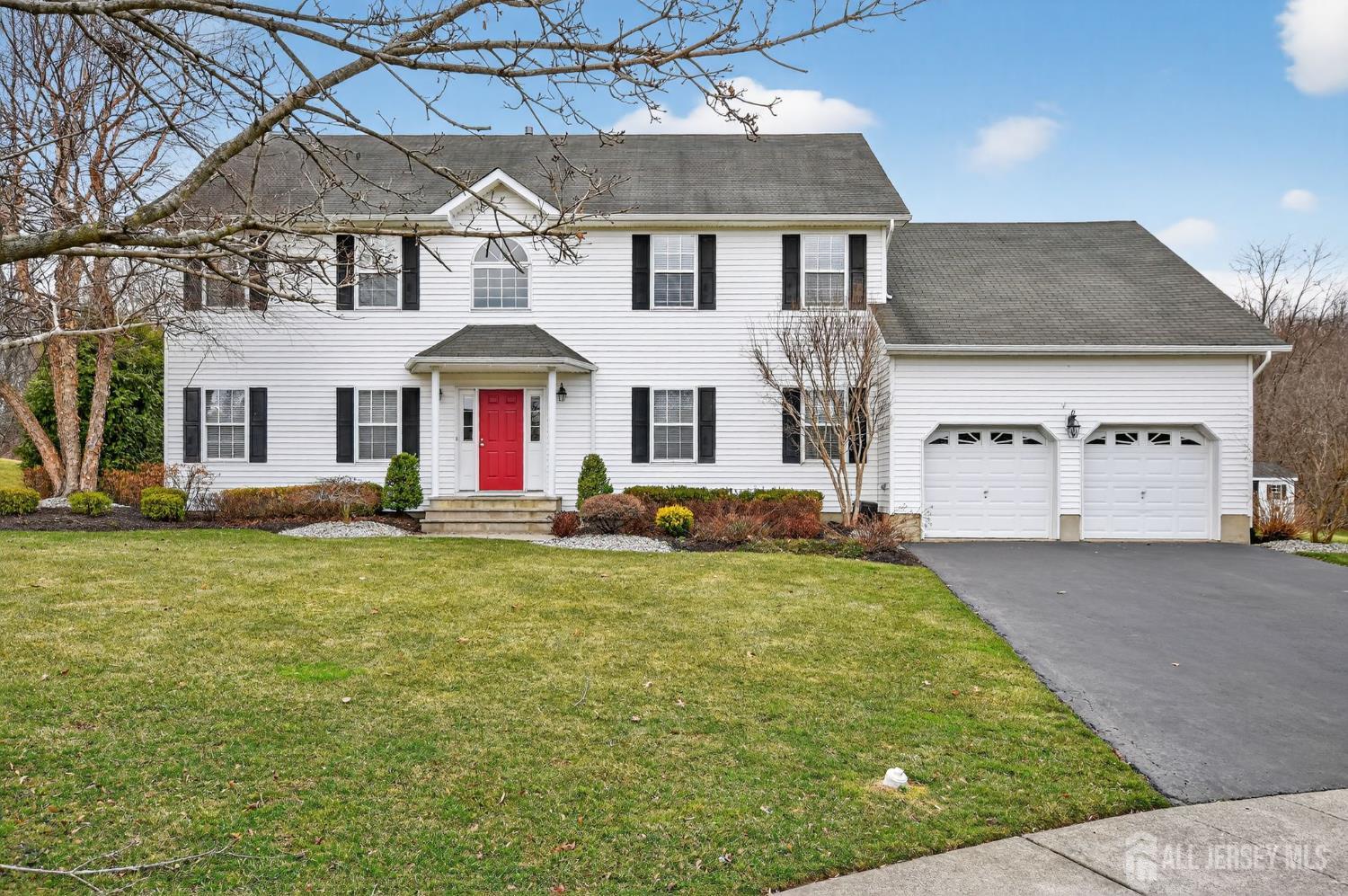 Photo of 33 Samantha Circle