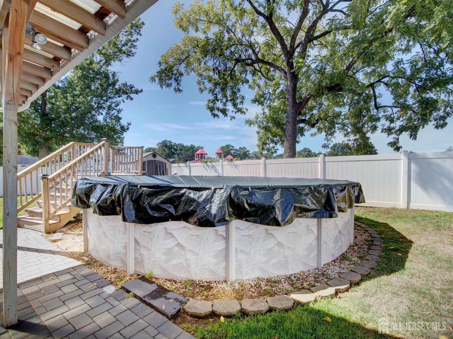 17 Thelma, Colonia, NJ, 07067