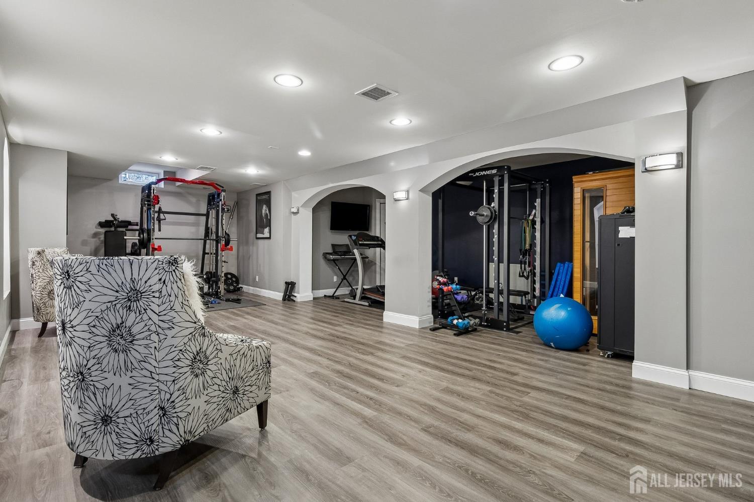 16 Valley Wood, Franklin, NJ, 08873