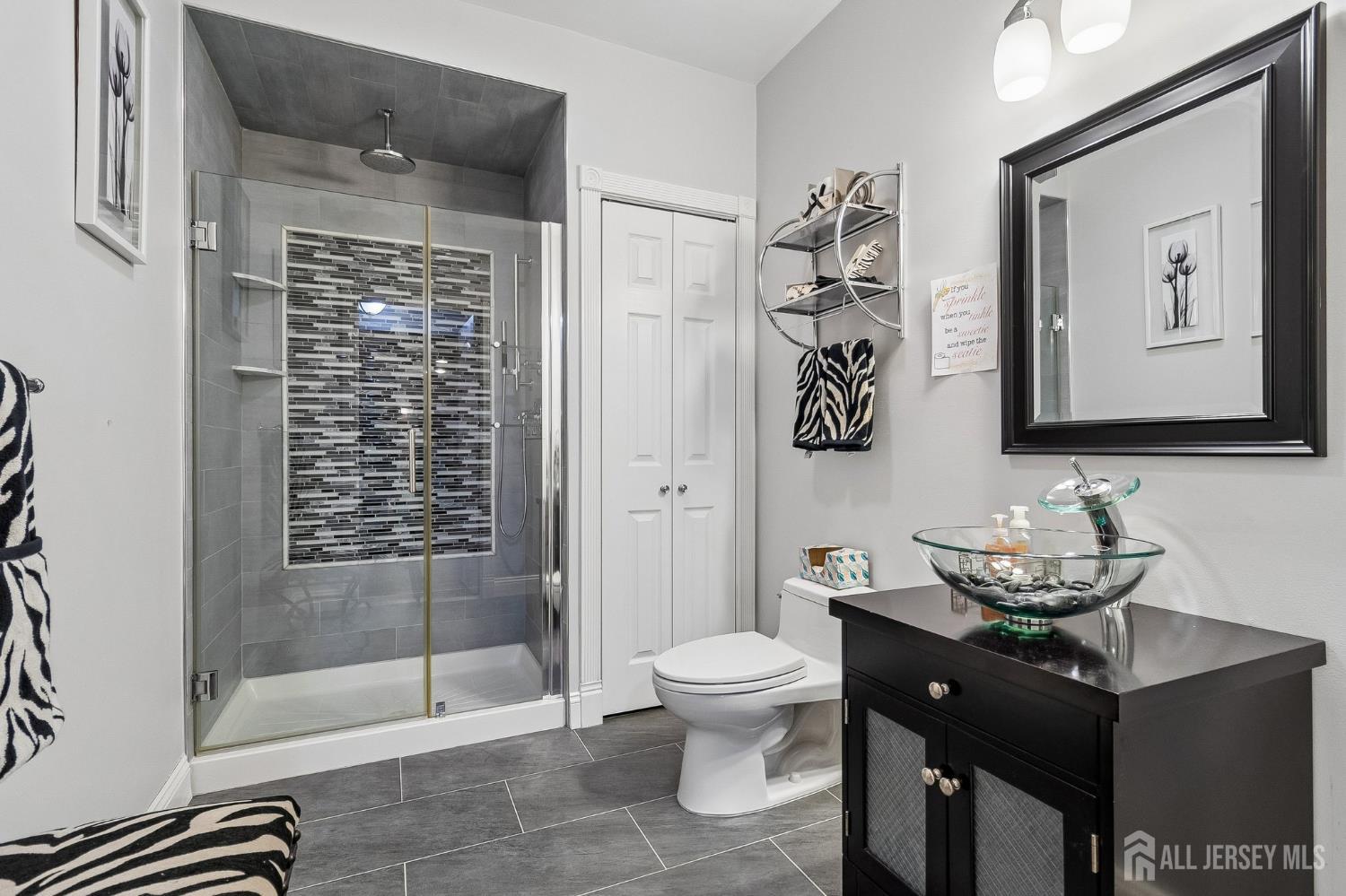 16 Valley Wood, Franklin, NJ, 08873