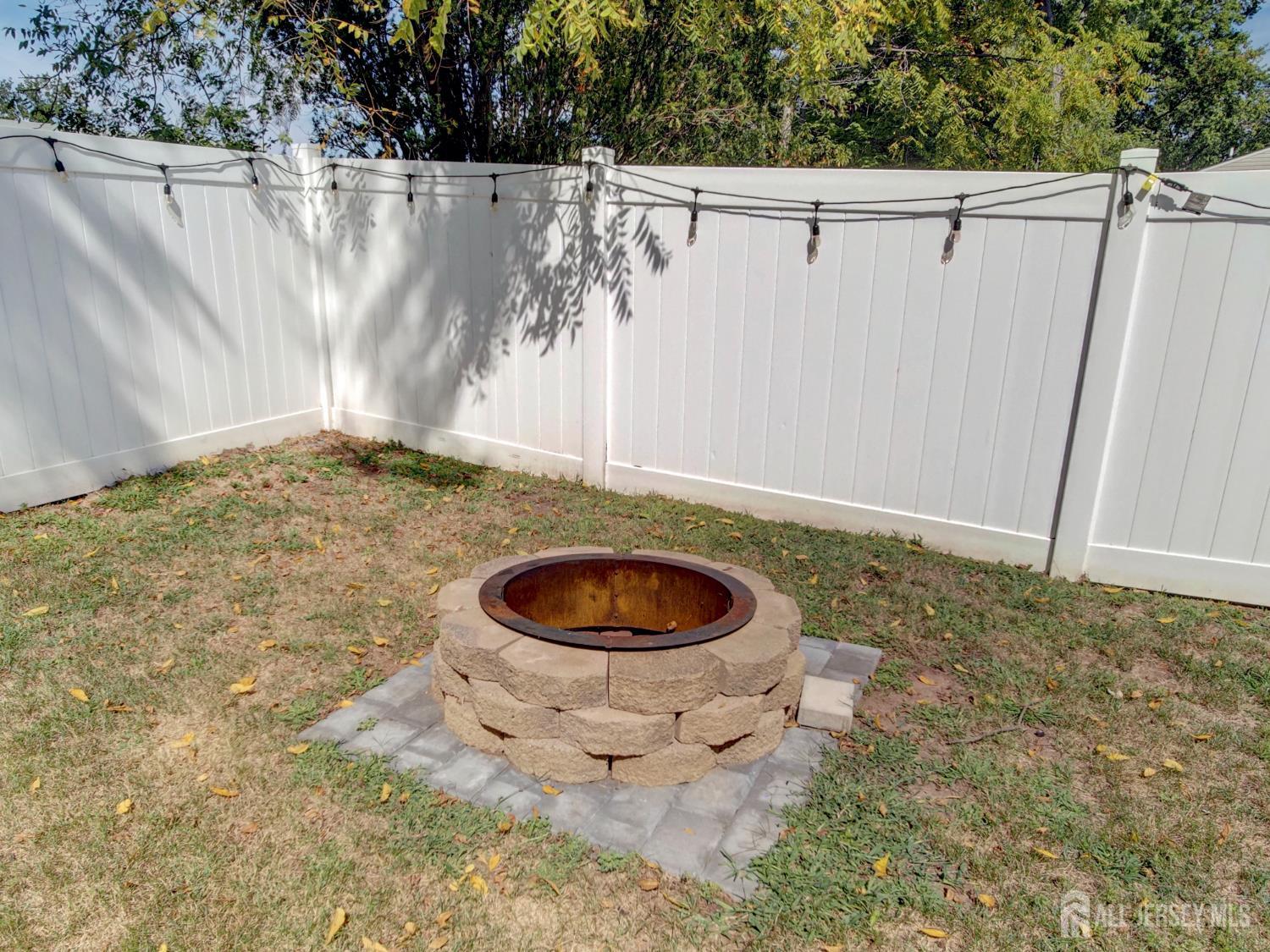 17 Thelma, Colonia, NJ, 07067