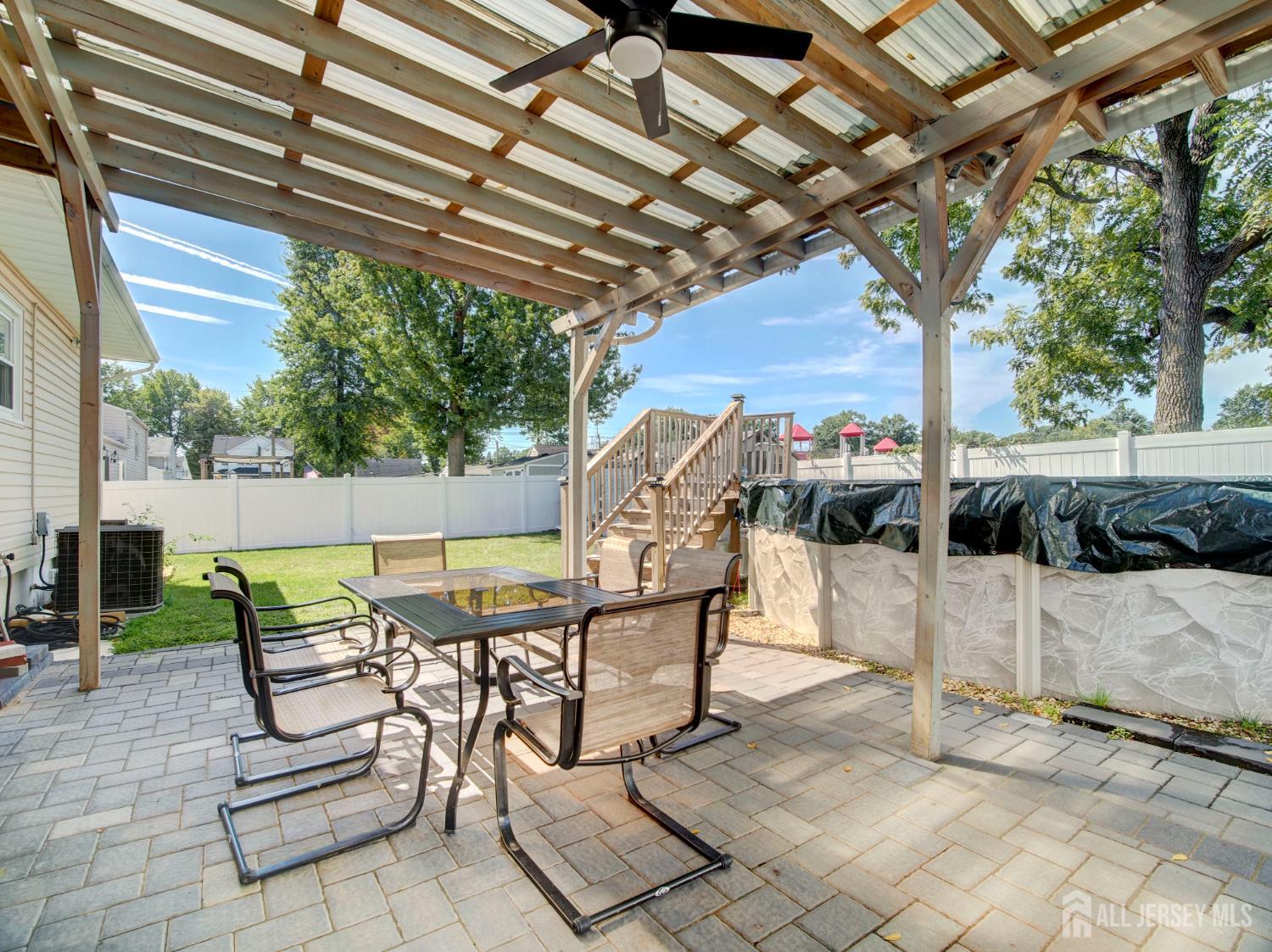 17 Thelma, Colonia, NJ, 07067