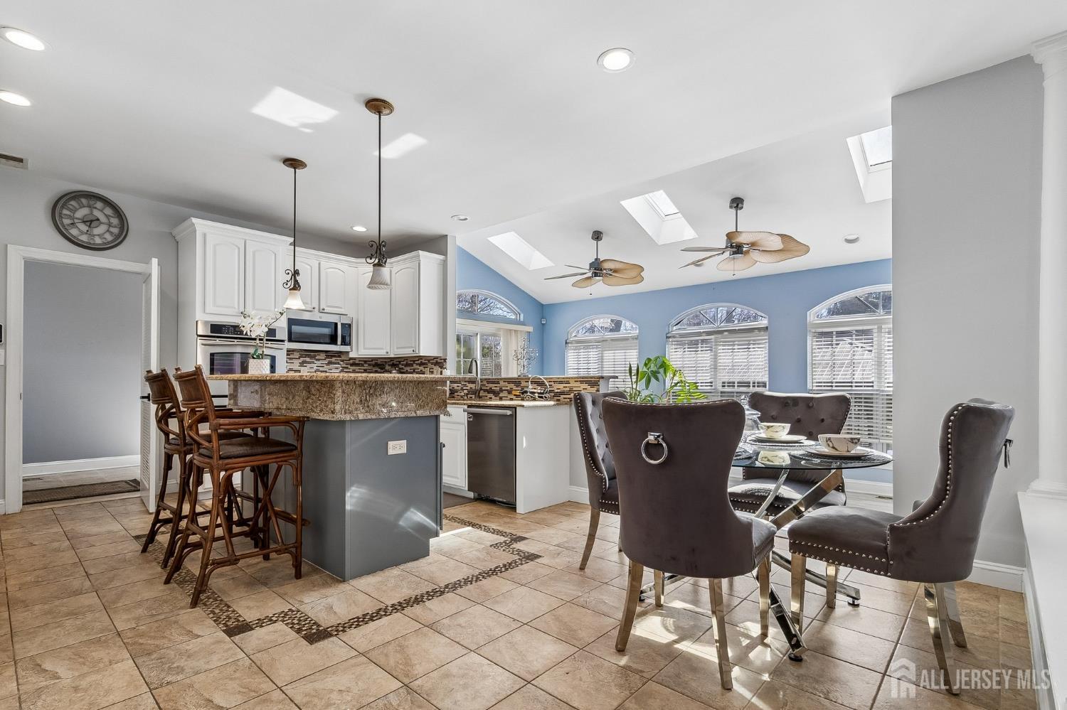 16 Valley Wood, Franklin, NJ, 08873