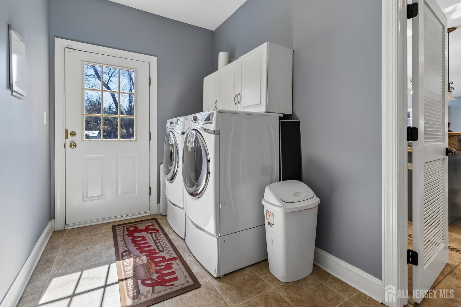 16 Valley Wood, Franklin, NJ, 08873