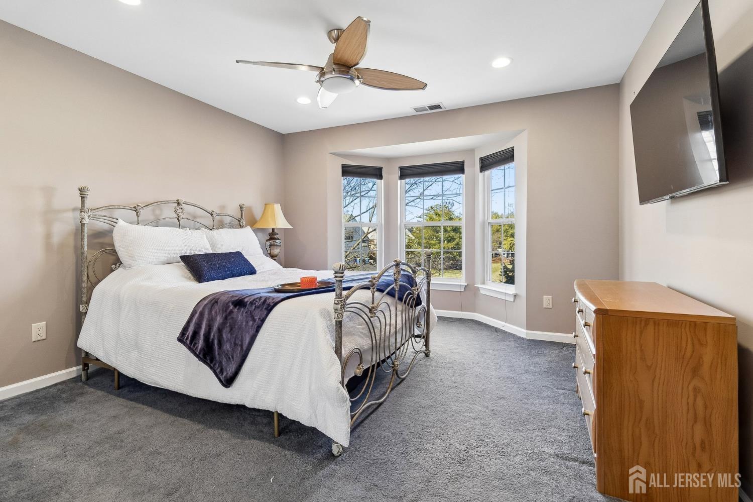 16 Valley Wood, Franklin, NJ, 08873