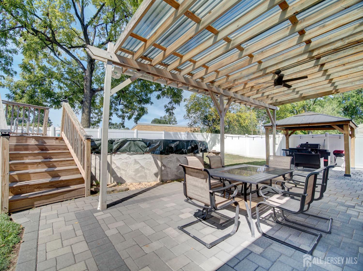 17 Thelma, Colonia, NJ, 07067