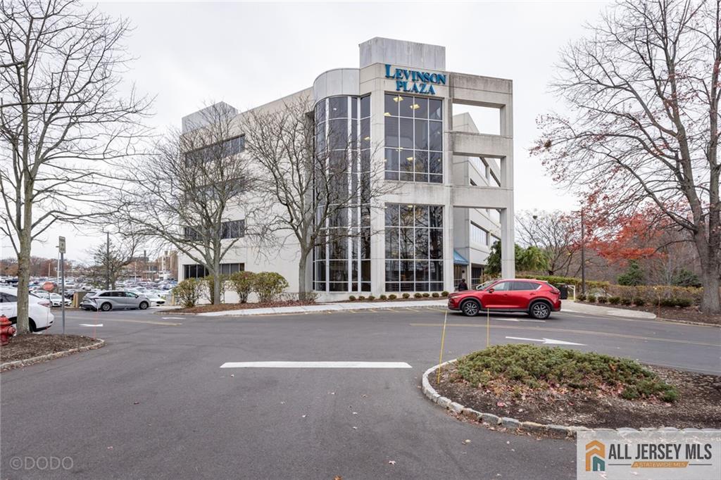 2 State Route 27 UNIT 100, Edison, NJ, 08820