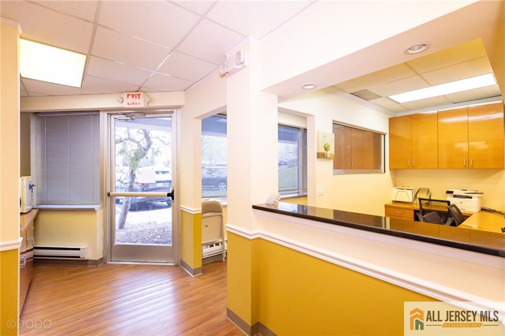 2 State Route 27 UNIT 100, Edison, NJ, 08820