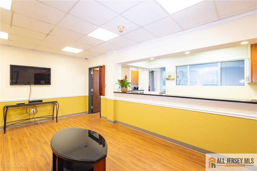 2 State Route 27 UNIT 100, Edison, NJ, 08820