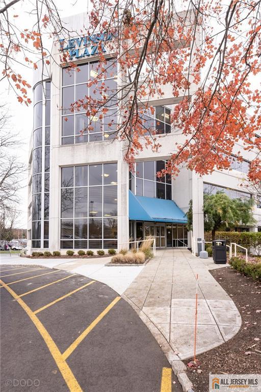 2 State Route 27 UNIT 100, Edison, NJ, 08820