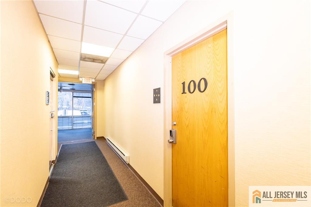 2 State Route 27 UNIT 100, Edison, NJ, 08820