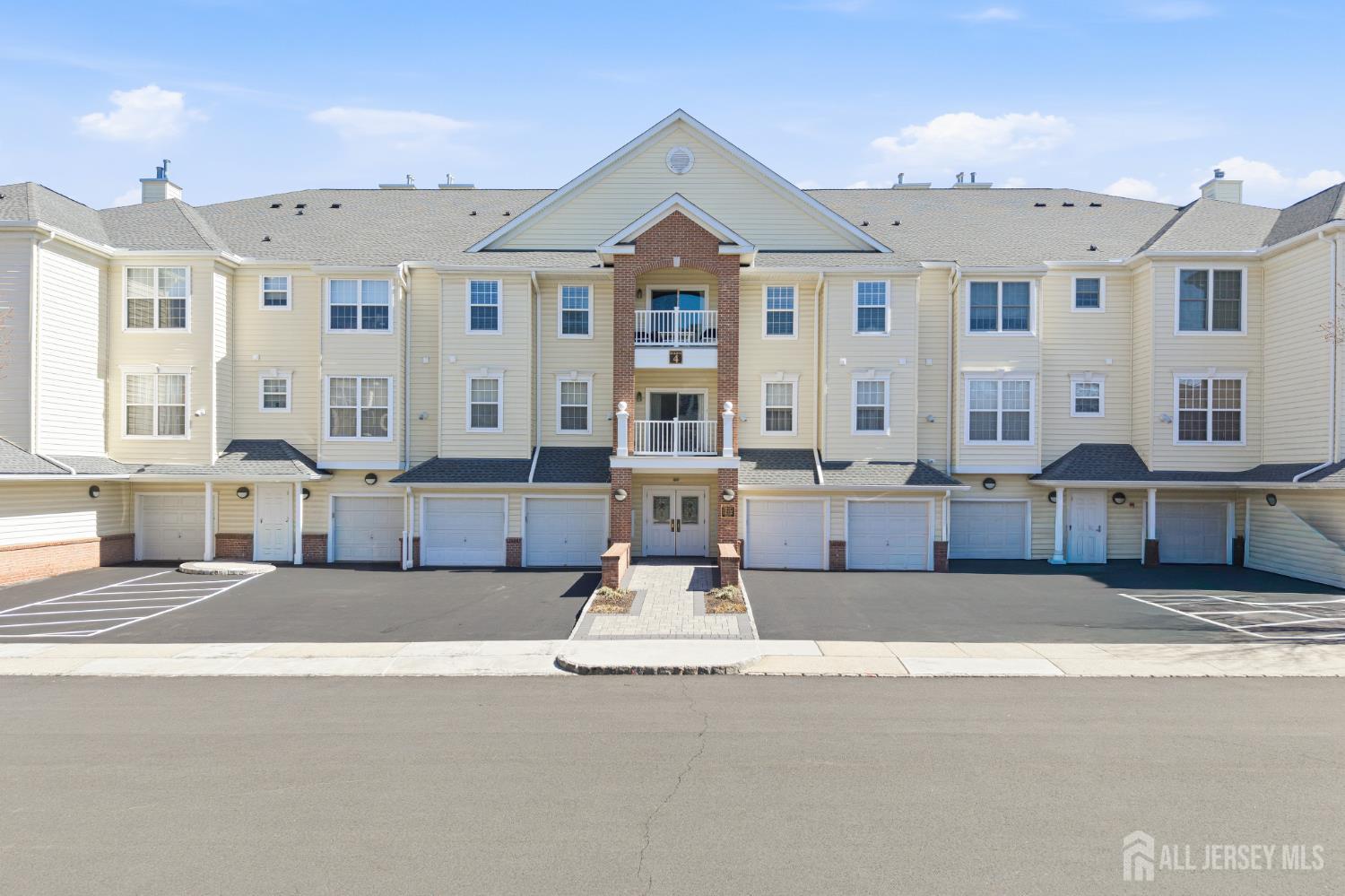 Homes for Sale in Somerset, NJ