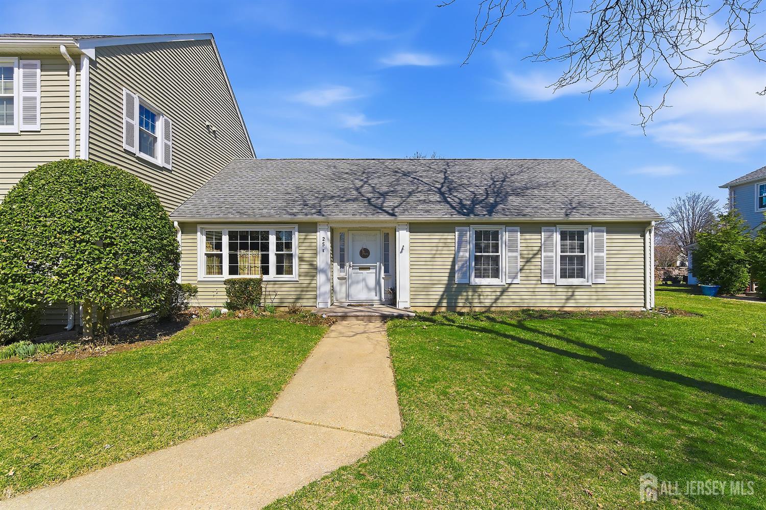 94 Gloucester UNIT B, Monroe, NJ, 08831