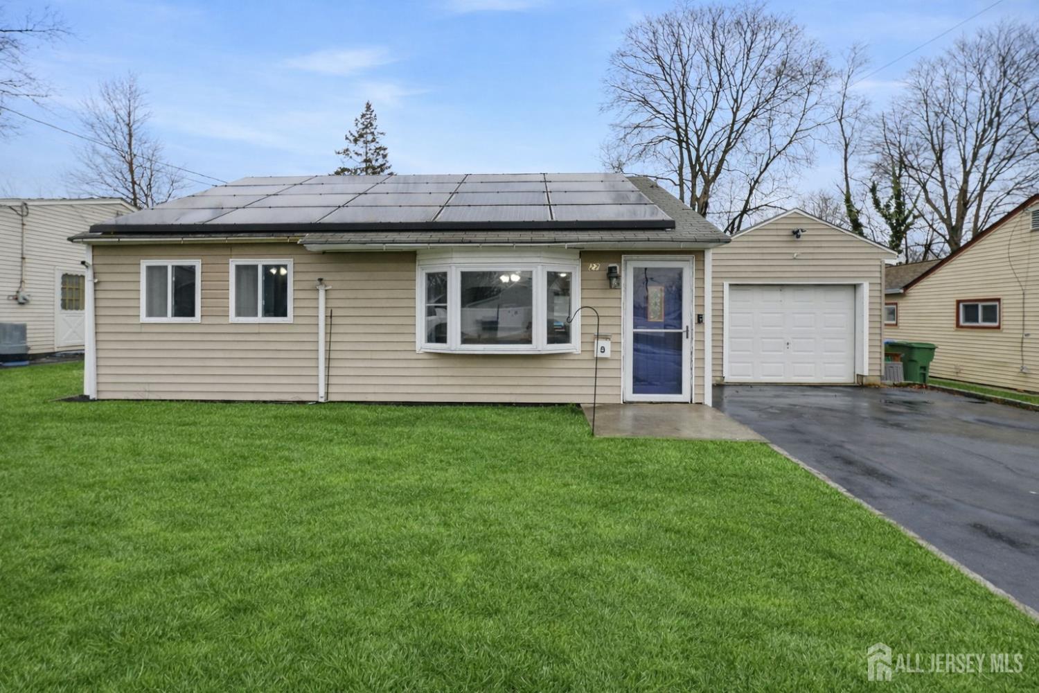 Homes for Sale in Edison, NJ