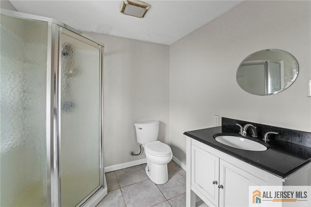 56 Caroline, Trenton, NJ, 08610